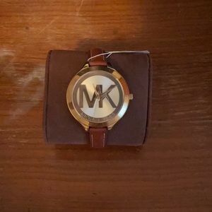 EUC Michael Kors Stainless steel watch.